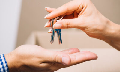 ¿Por qué es importante la custodia de llaves en un apartamento vacacional?